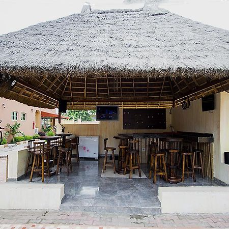 Bleu Ivy Hotel And Suites Ikeja Exterior foto